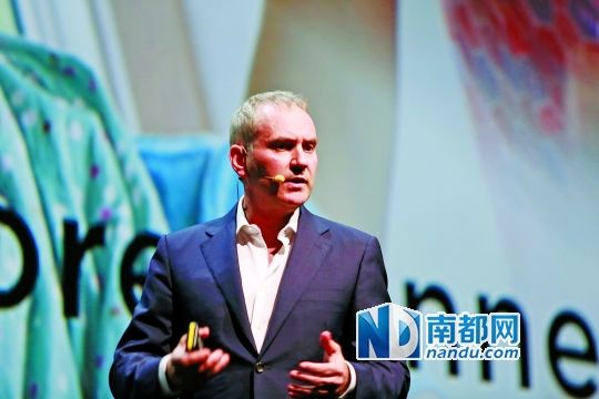 华为终端执行副总裁、CMO赵科林 华为终端执行副总裁、CMO赵科林